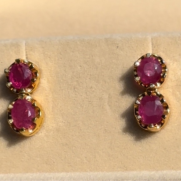 Natural Burmese Ruby over  Earrings in 18 k solid gold ⭐️Lab certificate⭐️ - Picture 5 of 7